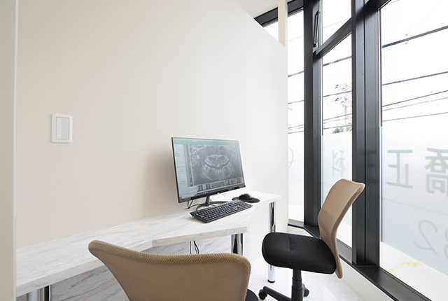 千葉市中央区（東千葉）の歯医者、医療法人社団 秀幸会 千葉スマイル歯科&矯正歯科