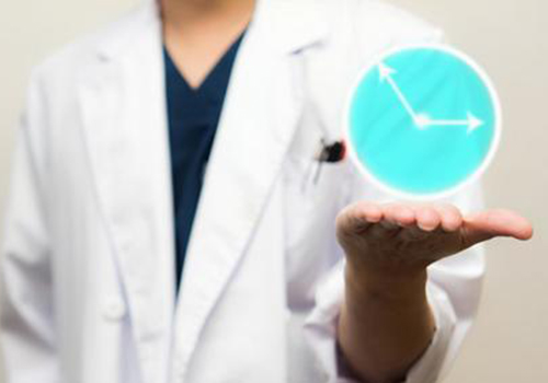 千葉市中央区の歯医者、医療法人社団 秀幸会 千葉スマイル歯科&矯正歯科の親知らずの抜歯